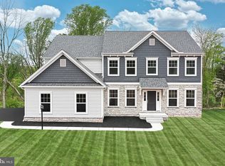 185 Oak Grove Rd #25, Morgantown, PA 19543