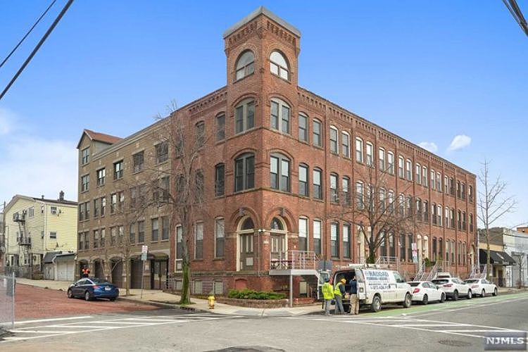 1st image of 54-60 McWhorter St #304
