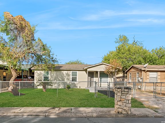 2nd image of 311 S San Joaquin