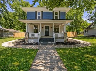 513 S Hudson St, Buckner, MO 64016