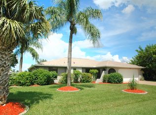 1009 SE 16th St, Cape Coral, FL 33990