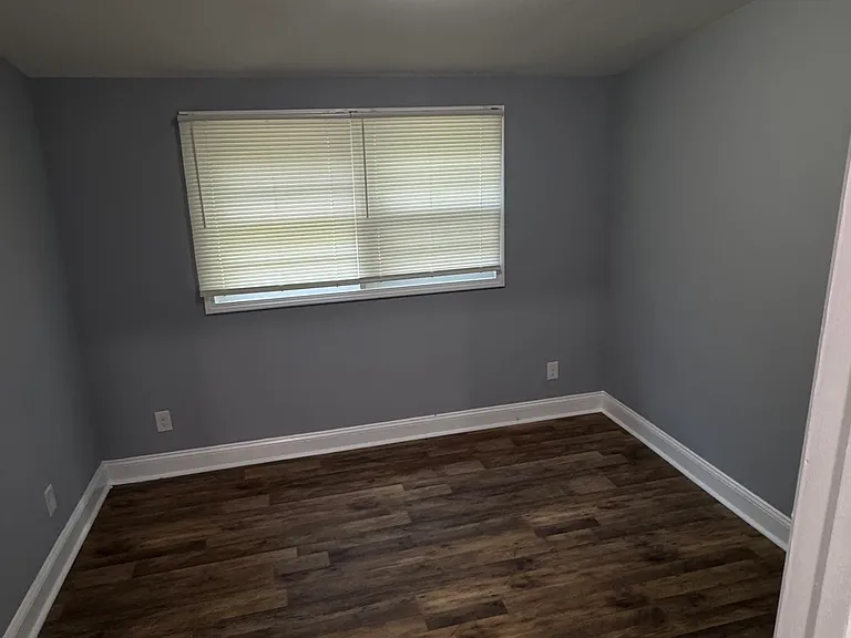 4727 Ridgeley Dr — Photo 6
