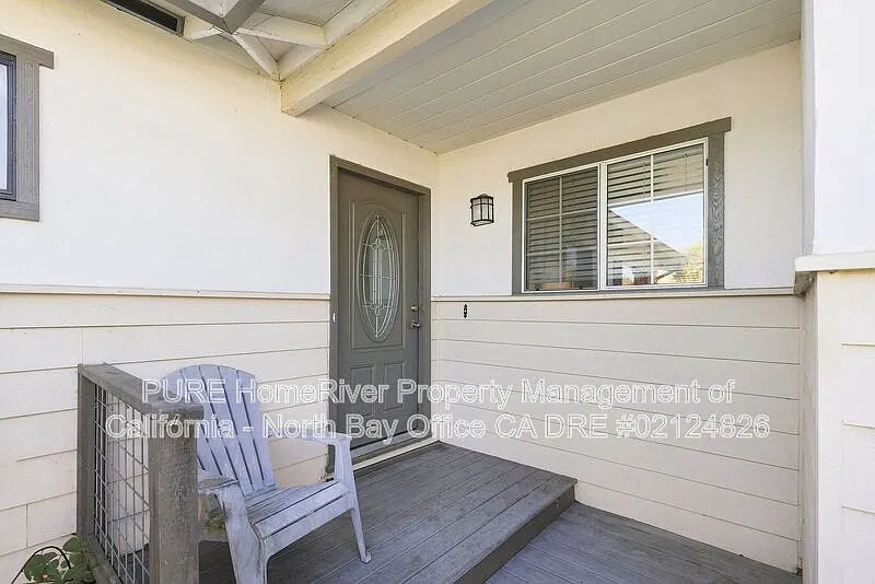 3 bed, 2.0 bath, 1112 sqft, $3,400 — Photo 2