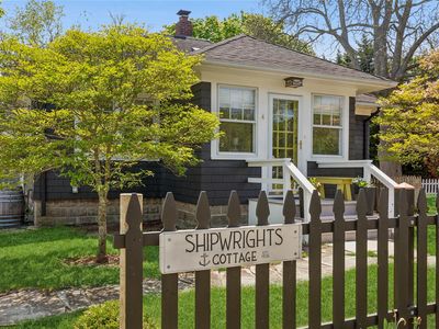 4 Carter Lane, East Quogue, NY, 11942