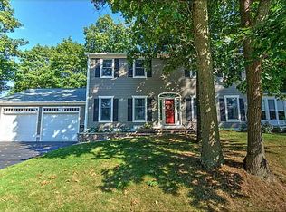 4 Homestead Ave, Barrington, RI 02806