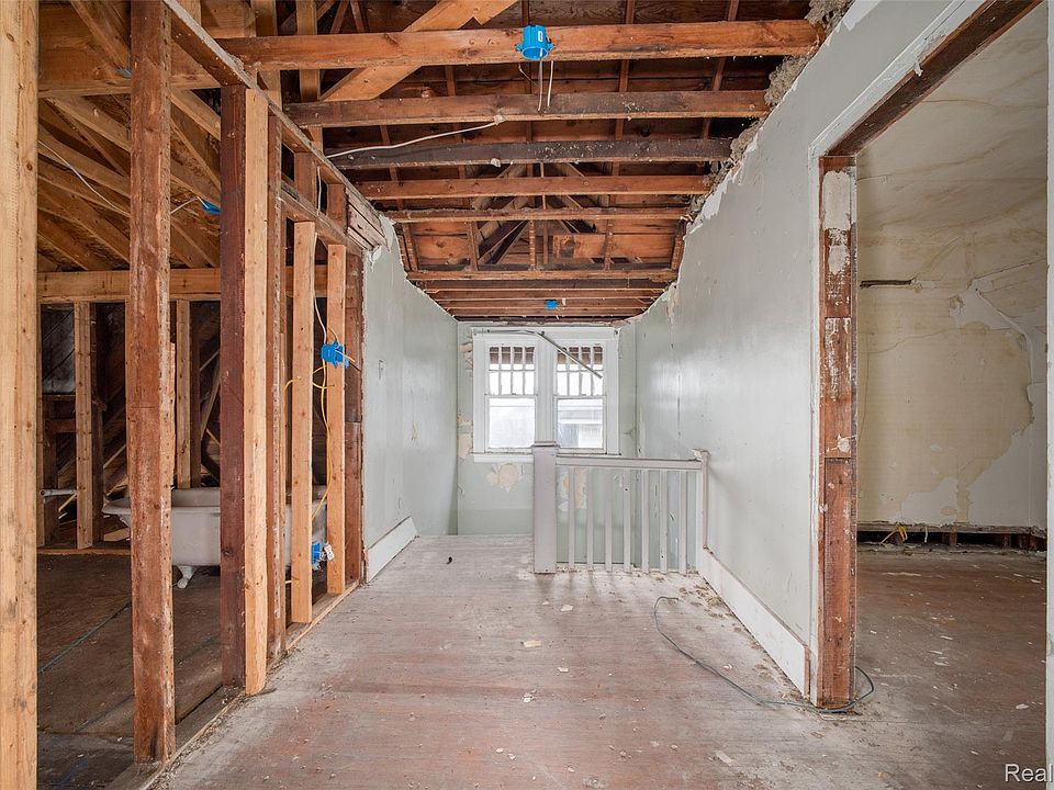 1441 Longfellow St, photo 21
