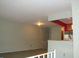 3357 Red Lion Rd, Philadelphia, PA 19114