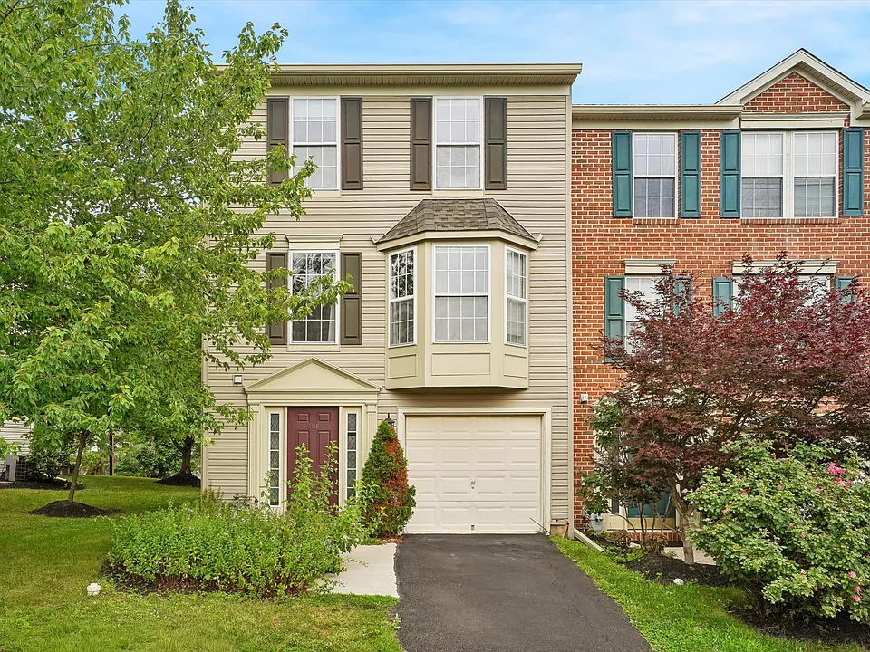 405 Joshua Ct