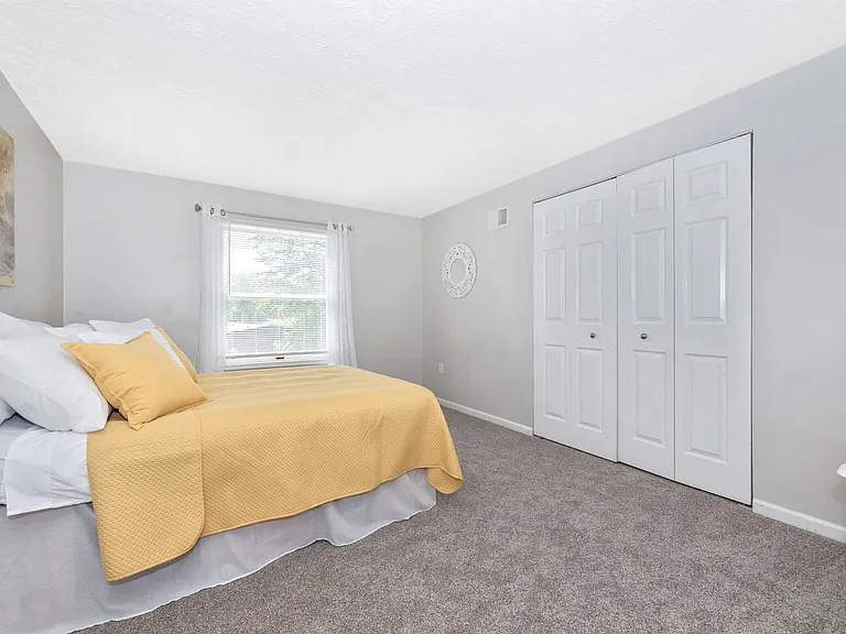 802 Stratford Way #K — Photo 35