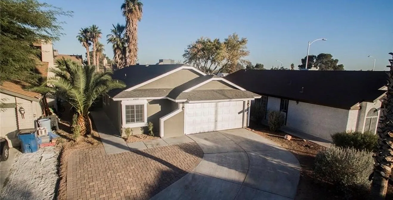 McBride Dr, Las Vegas — Photo 1