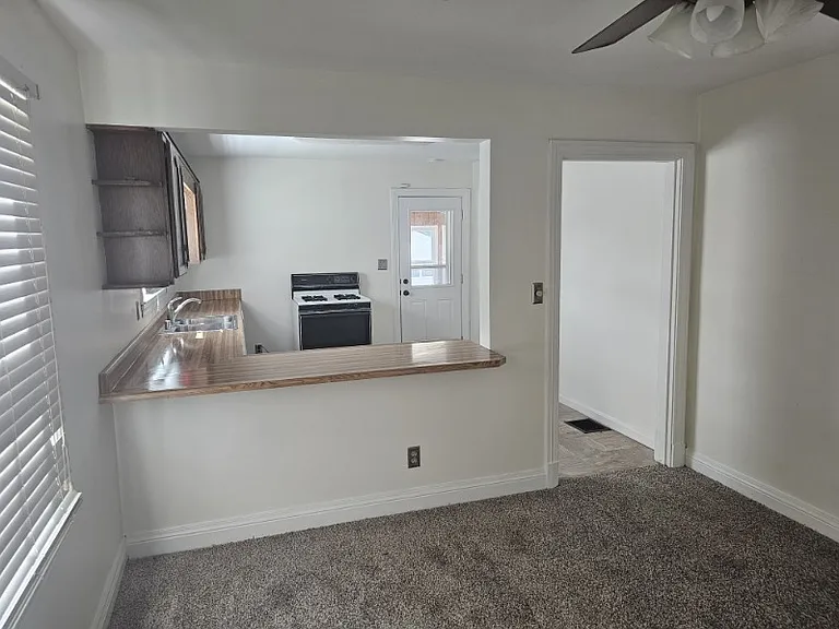 830 Packard Ave — Photo 10
