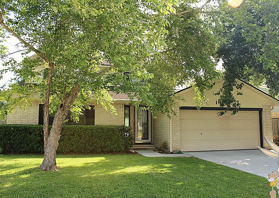 1st image of 16522 Blackhawk Blvd