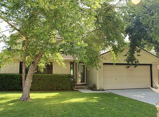 16522 Blackhawk Blvd, Friendswood, TX 77546