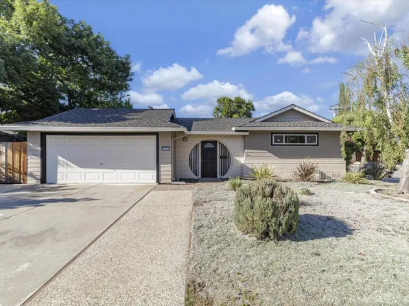 2451 Whitethorne Dr, San Jose, CA 95128