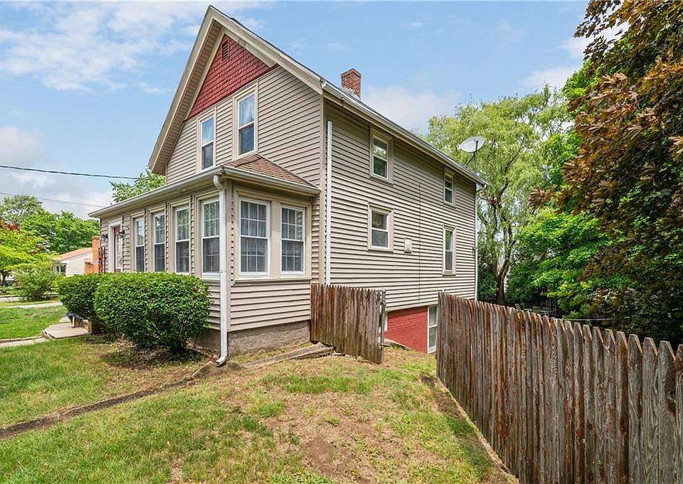163 Grove St, Lincoln, RI 02865 Zillow
