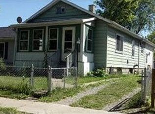 1734 Oak St, Monroe, MI 48161