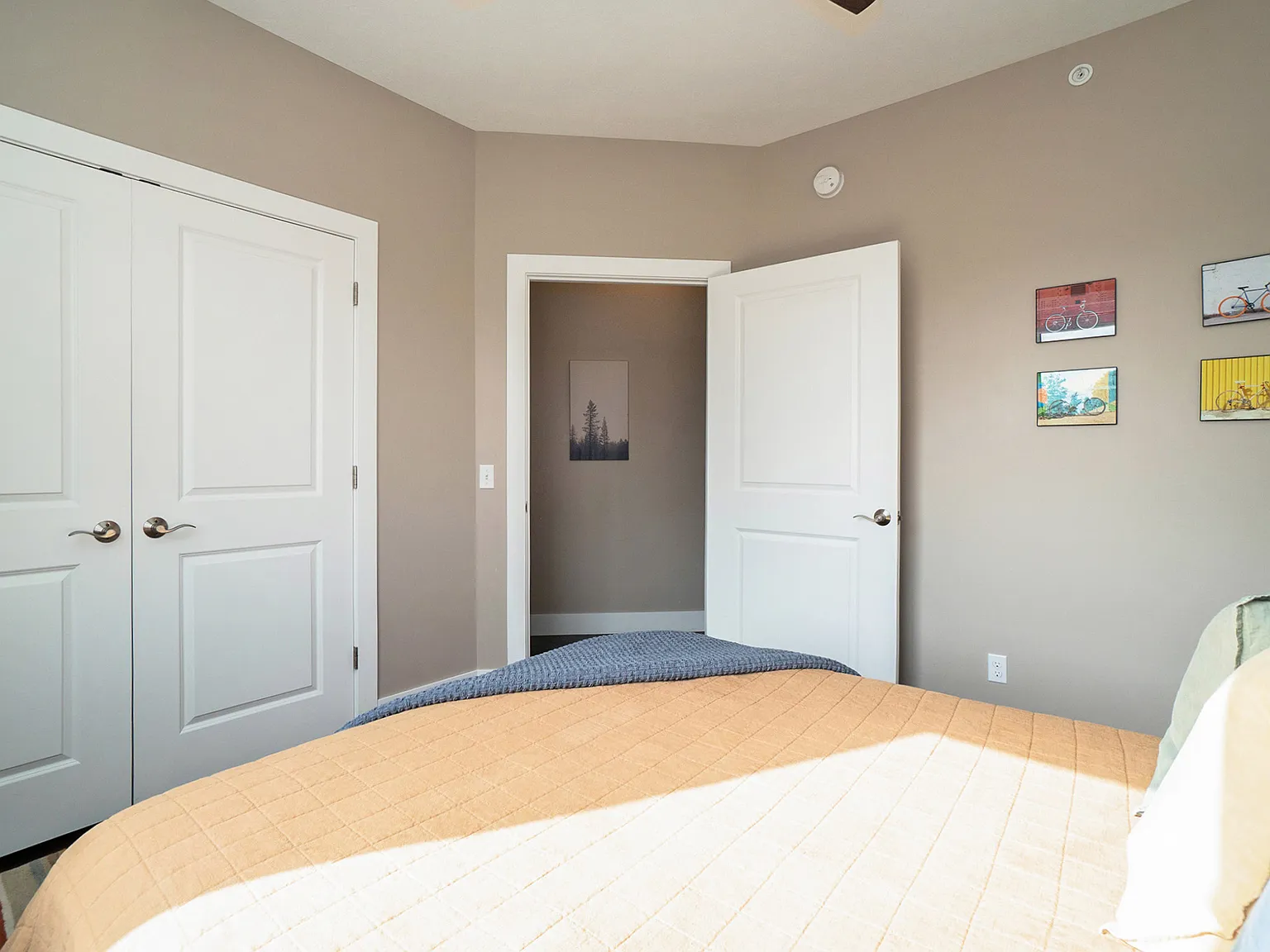 2 bed, 892 sqft, $2,500 — Photo 4