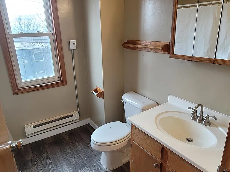 719 Wilson Ave #3 — Photo 4