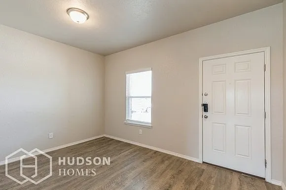 7611 Twin Pine Ct — Photo 5