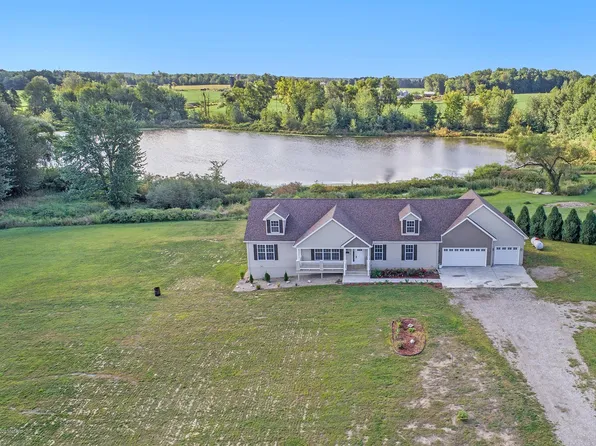 1740 Kaiser Rd, Galien, MI 49113