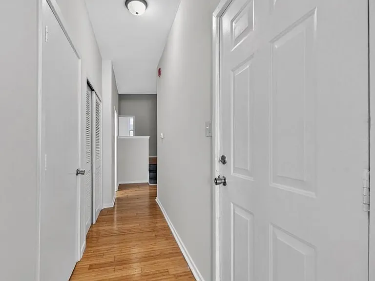 1918 W Diamond St #3 — Photo 10