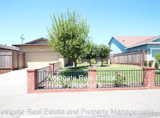 1649 E Madison St, Petaluma, CA 94954