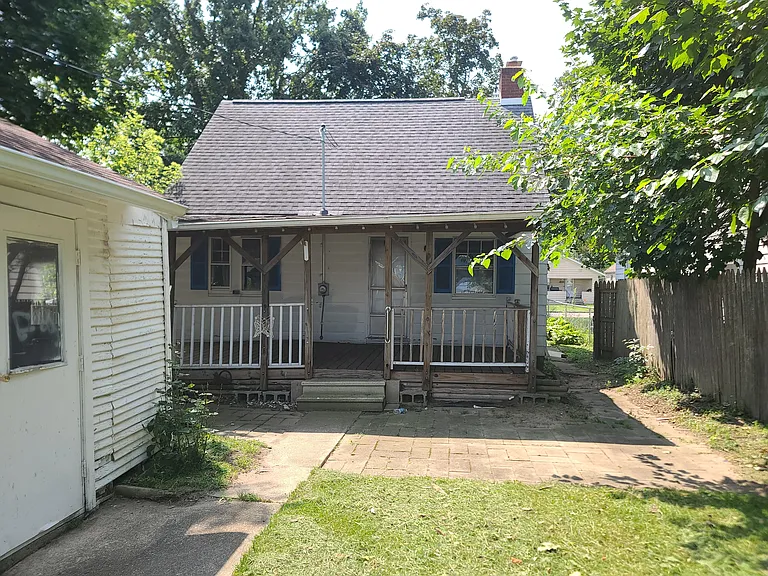 2913 Fredrickson St — Photo 15