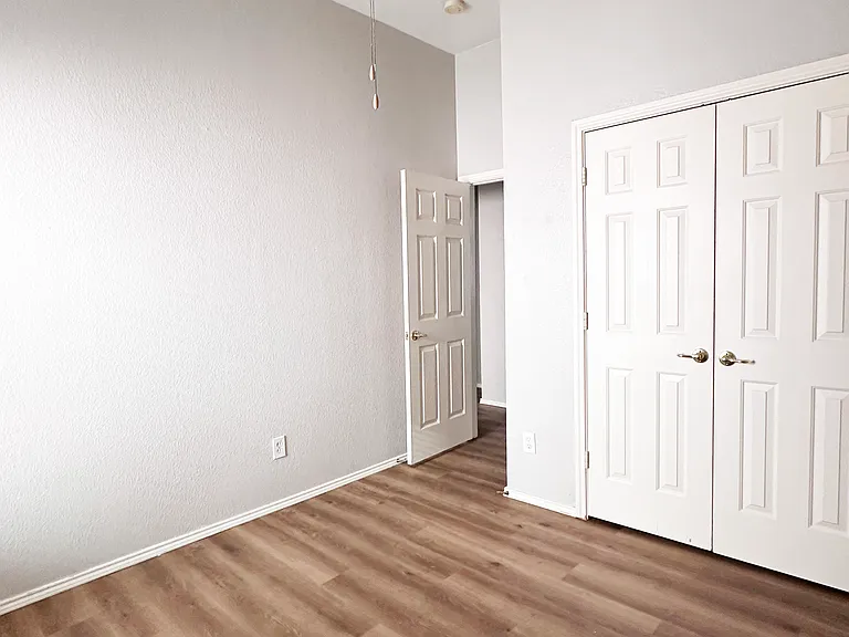 9324 Harrisburg Ln — Photo 15