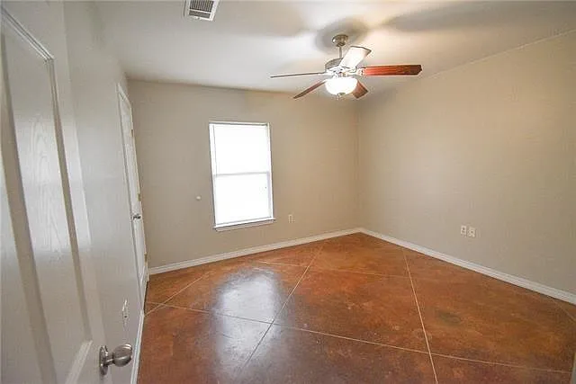 13303 Moss Point #B — Photo 9