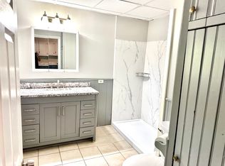 185 College Ave #1, Waterville, ME 04901