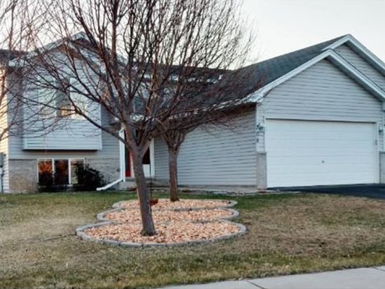 708 4th Ave SW, Isanti, MN 55040
