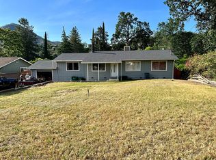 22150 Hidden Valley Dr, Redding, CA 96003