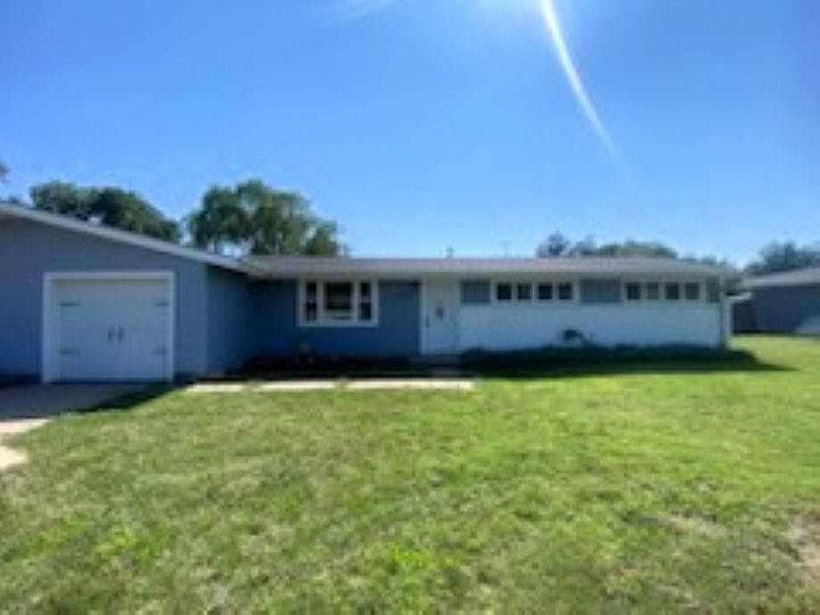 1st image of 1317 Kingston Dr