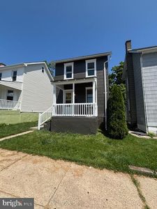 617 E Chestnut St, Coatesville, PA, 19320