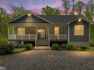 3137 Blount Dr, Bumpass, VA 23024