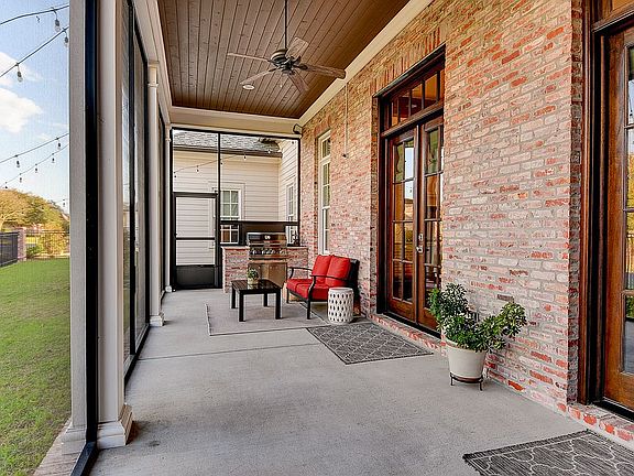 3rd image of 3106 Veranda Square Ave