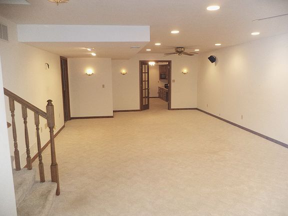5th image of 822 Post Oak Ln