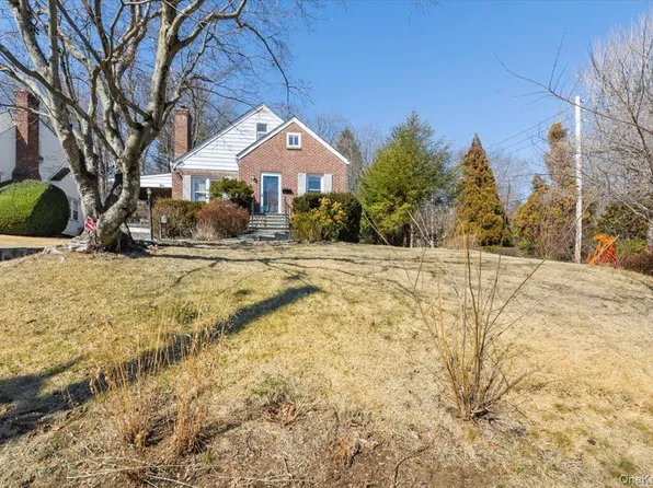 10 Taft Ln, Ardsley, NY 10502