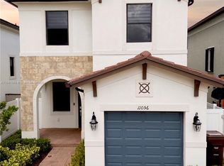 11056 W 35th Way, Hialeah, FL 33018
