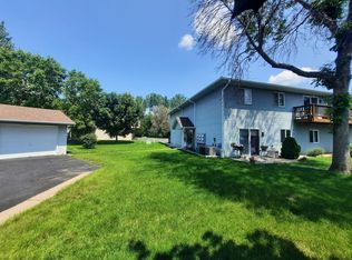 3325 Greenbrier St #D-302, Vadnais Heights, MN 55127