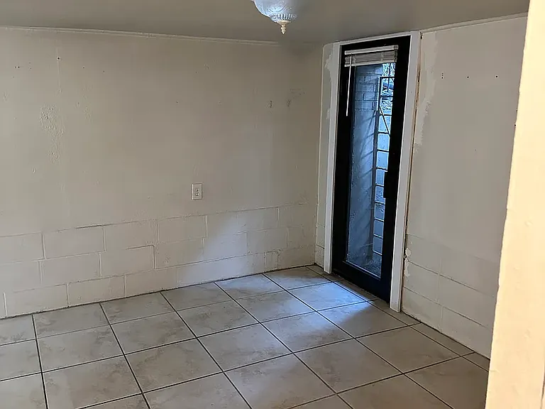 3301 E 14th Ave #A — Photo 1