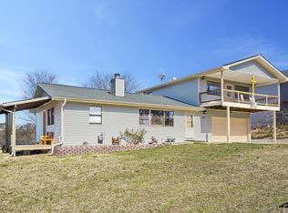 15 Ridgetop Dr, Kimberling City, MO 65686