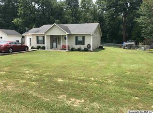 270 Southern Meadows Dr, Boaz, AL 35957