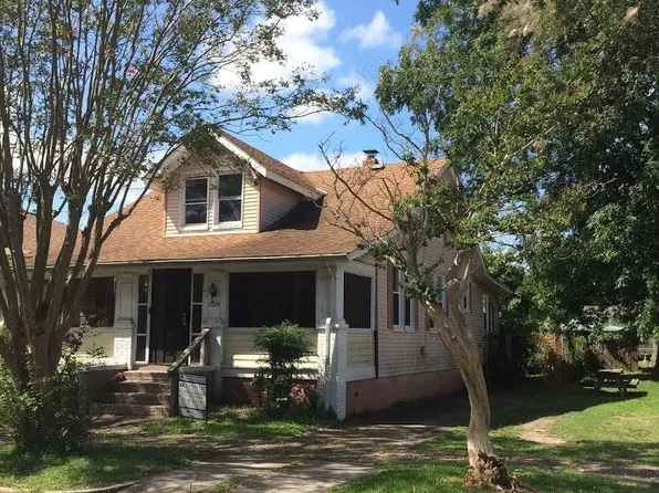 2004 Richmond Ave, Portsmouth, VA 23704