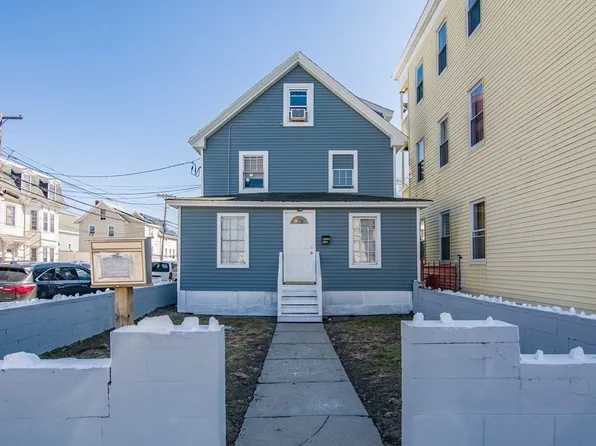 290 Salem St, Lawrence, MA 01843