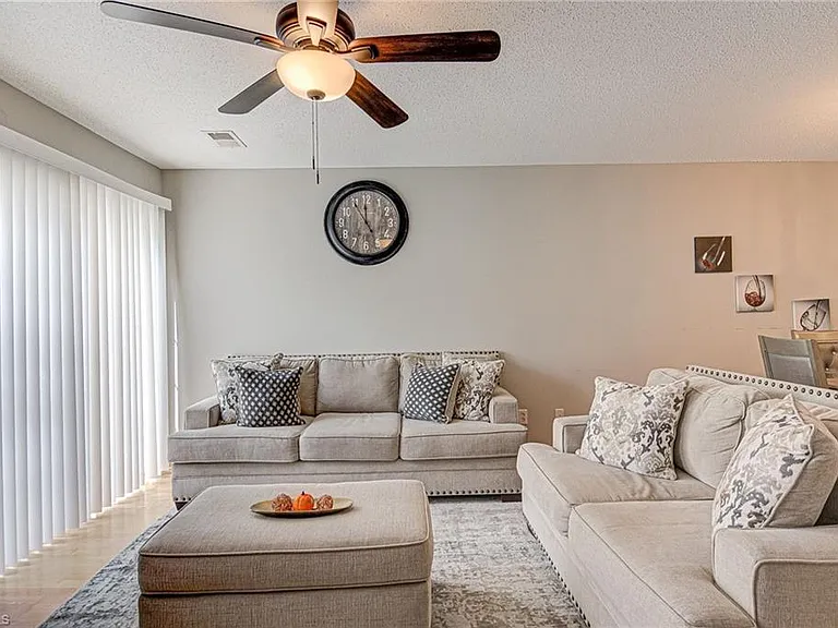 3030 Kensington Pl — Photo 11
