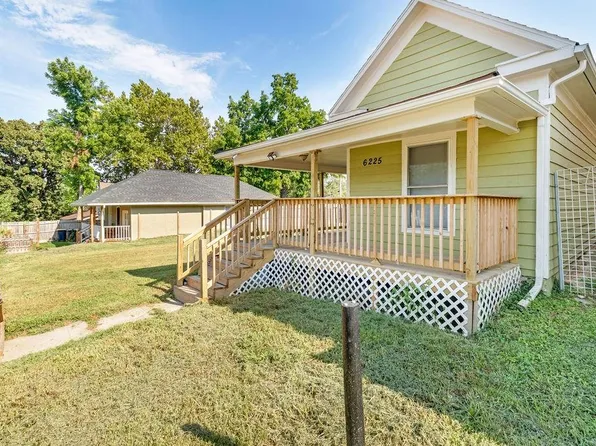 6225 E 10th St, Kansas City, MO 64126
