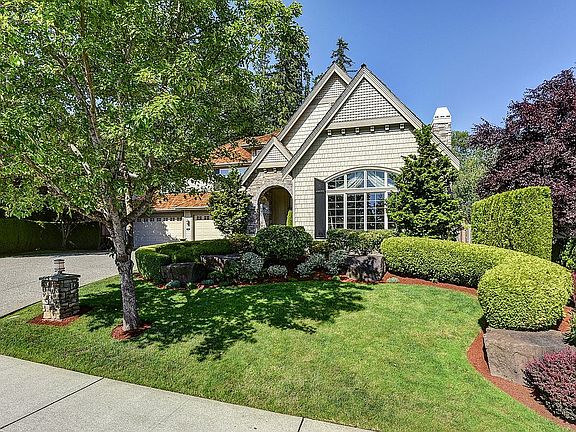 2nd image of 2121 277th Ave SE