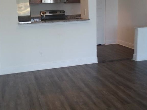 5th image of 4625 NW 99th Ave #0000