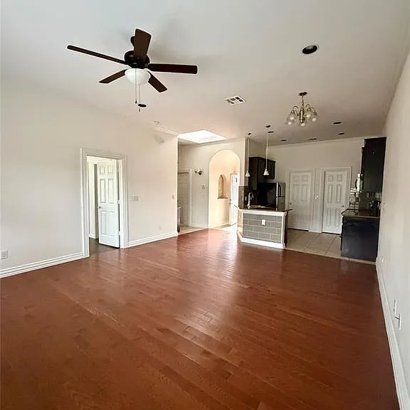 398 Mesa Dr #D — Photo 4